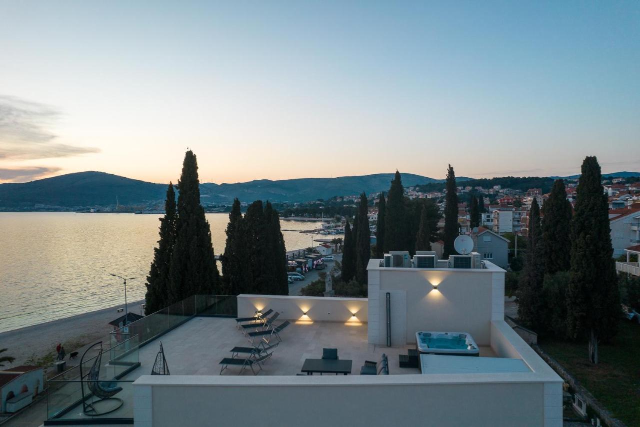 Ero On The Beach Trogir Bagian luar foto