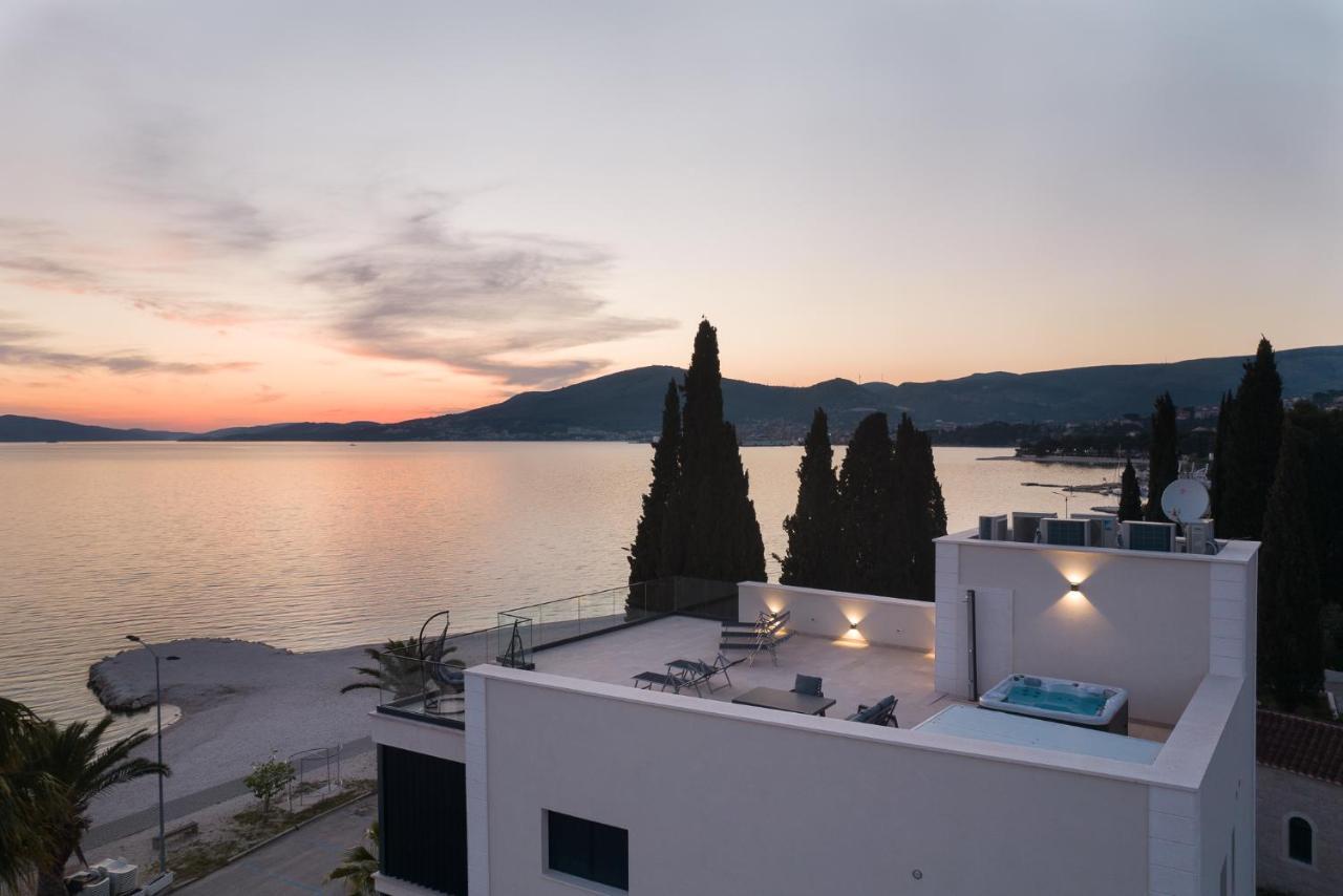 Ero On The Beach Trogir Bagian luar foto